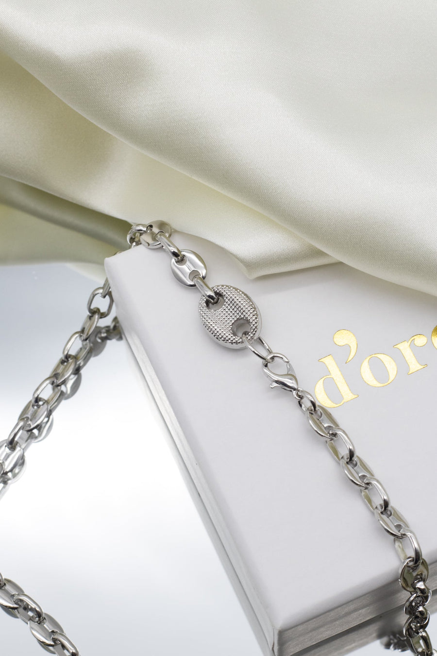 Marina Luxe Choker Necklace Rhodium necklace doroglobal.com 